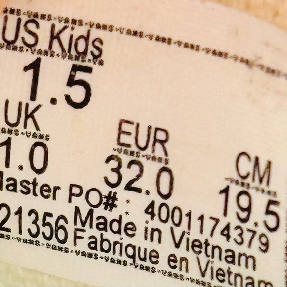 Kid’s Vans X SpongeBob Slip On Sneakers - Picture 6 of 6